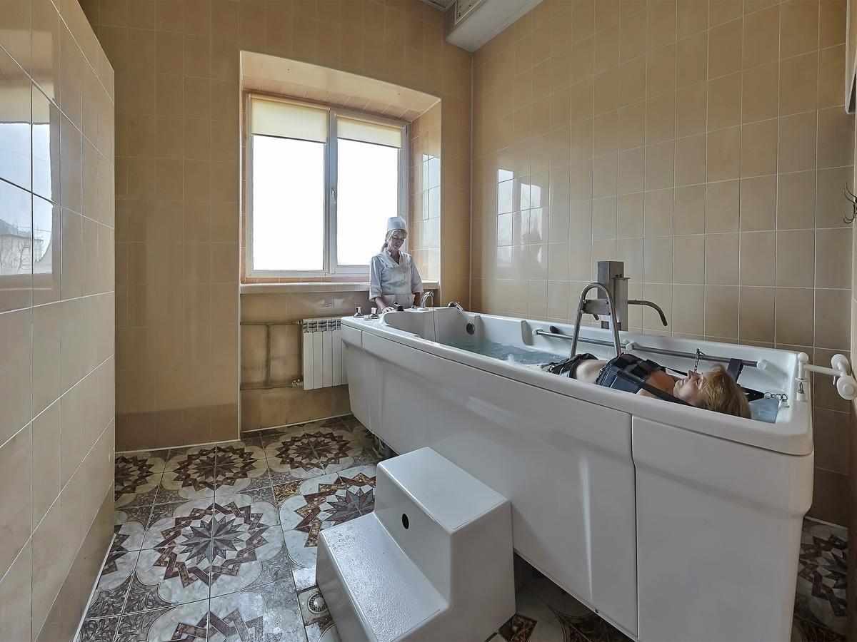 Sanatorium Elite Dnipro Hotel Truskavets Exterior photo